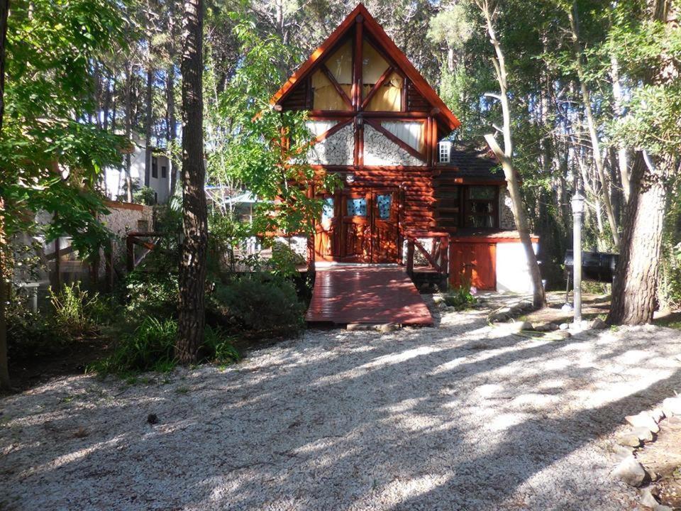 Cabañas Rupel a 3 cuadras del mar Balneario Mar Azul Exterior foto