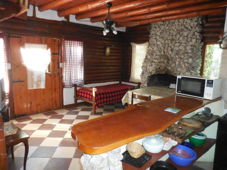 Cabañas Rupel a 3 cuadras del mar Balneario Mar Azul Exterior foto